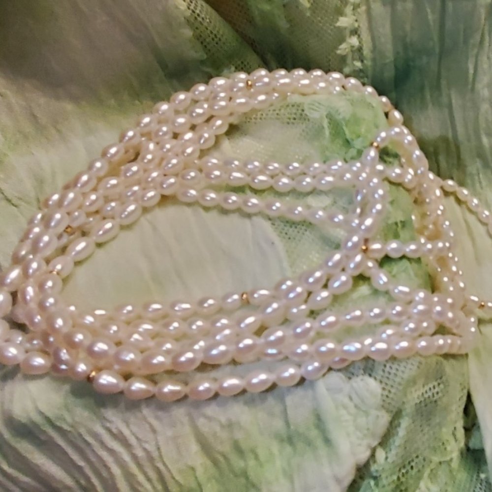 Freshwater pearl necklace